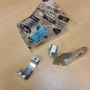 589115 USED beugel contactslot