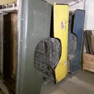 320861U Land Rover 109 2 door rear body
