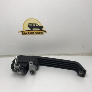 LR066531 / MXC2729 LH Doorhandle without lockbarrel
